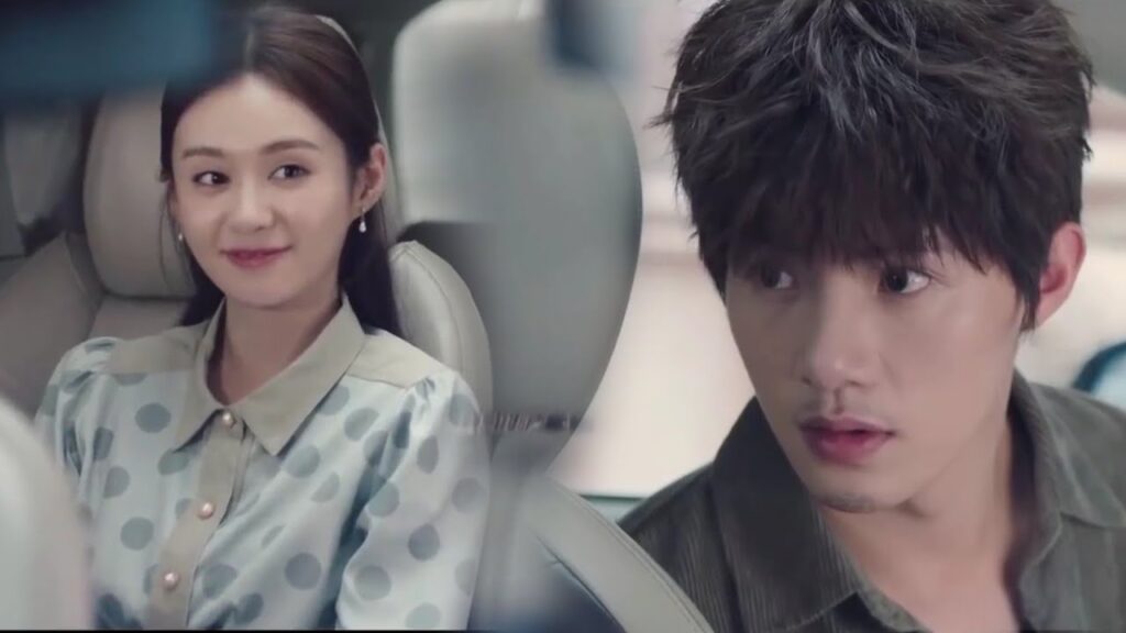 ينبض قبلـه بقوة بعد رؤيتها وهي تبتسم ( الجمال القبيح ) ينبض قبلـه بقوة بعد رؤيتها وهي تبتسم ( الجمال القبيح )