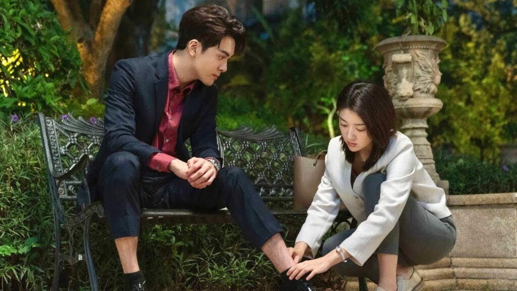 لم يستطع (لو) النوم بعدما تحدث مع (يي) في وقت متأخر من الليل 😊 | مشهد من "مرحبًا أيتها الزهرة"