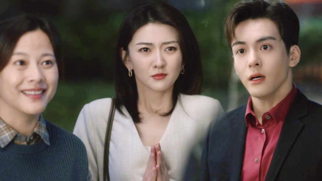 مضحك! كذبت (يي) أن (لو) كان حبيبها وكادت أن تكشف 😅😅 | مشهد من المسلسل "مرحبًا أيتها الزهرة"