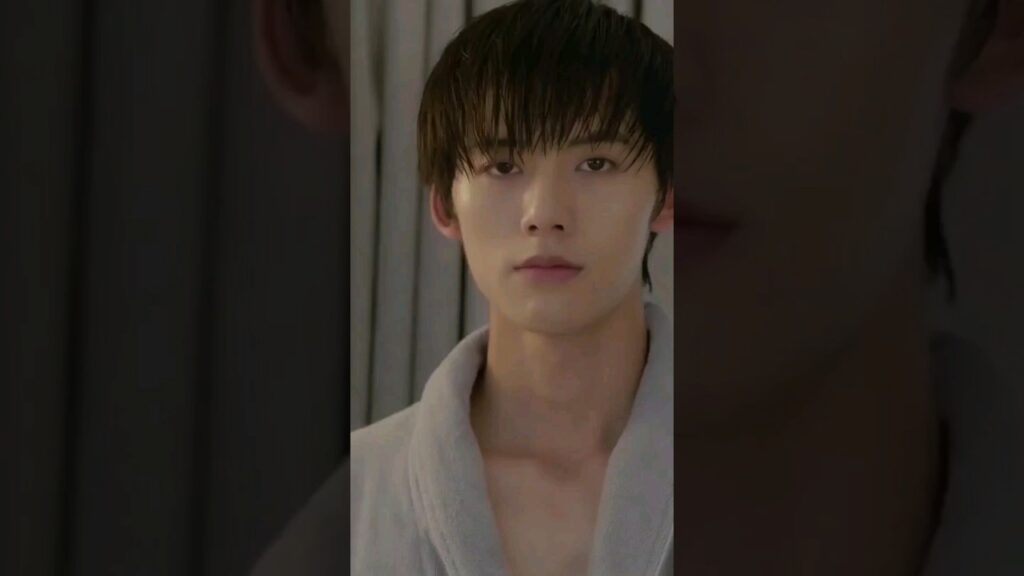 قصيرة لكن افكارها جامحة 🙈#professionalsingle#yoyoarabic #ireinesong #aarondeng #shorts #عزباء_محترفة