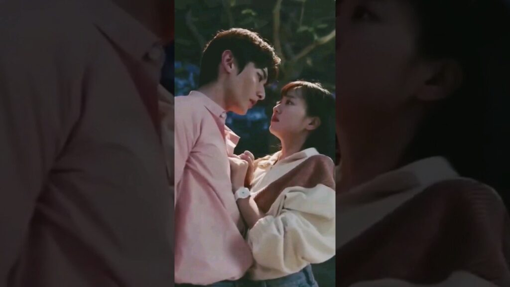 الا يمكنك ان تحبيني ؟! ألا استحق ذلك؟! #richardwang #yoyoarabic  #ariverrunsthroughit #huyixuan #王瑞昌