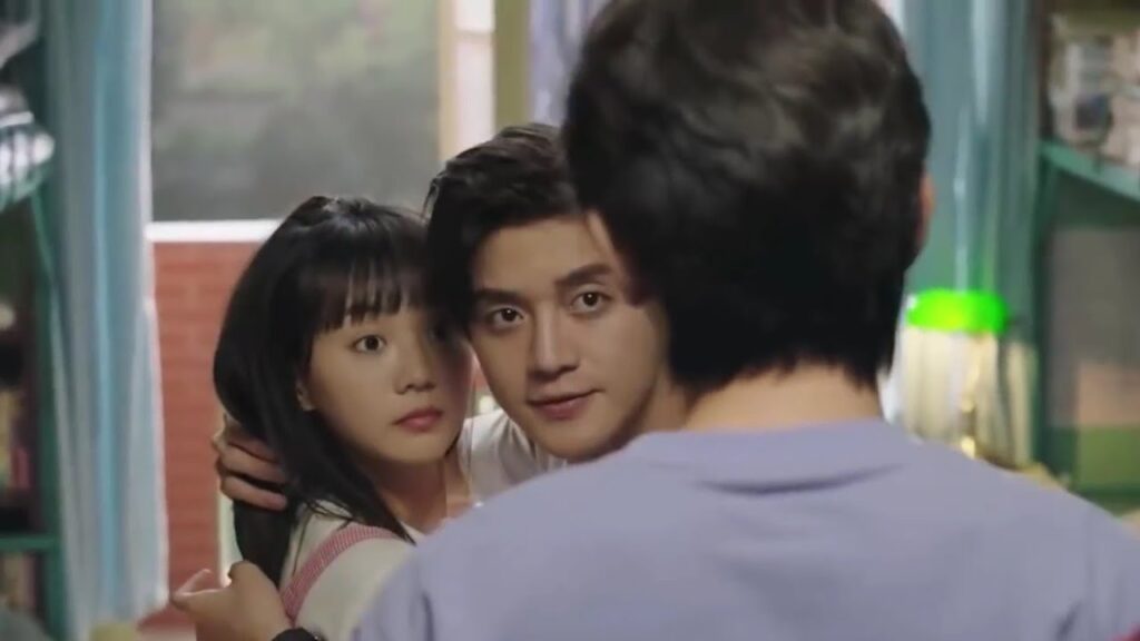 يسيء فهم صديقـه وهو بهذا القرب من حبيبتـه  ( نهر يجري خلاله )