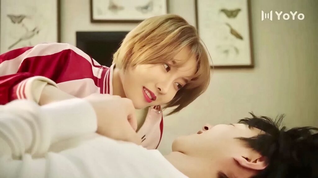 الفتى الخجول قلبـه ينبض بجون لان حبيبتـه نائمة بجانبه  ( على وشك الشهرة )