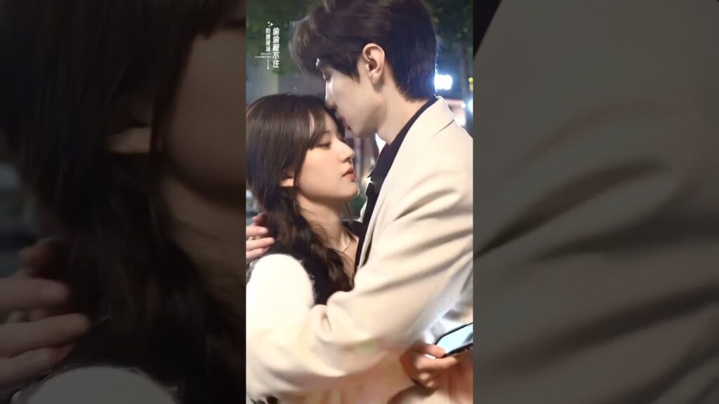 "حب خفي"｜Hidden Love｜من يستطيع أن يقاوم الابتسام بعد رؤية قبلة الجبين هذه!❤️｜YOUKU