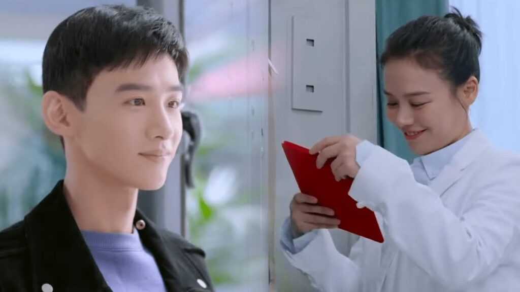 القائد وقع في حب الجميلة من النظرة الأولى، بفرح شديد اختبر ما إذا كانت عزباء أم لا | مسلسل"أنت بطلي"