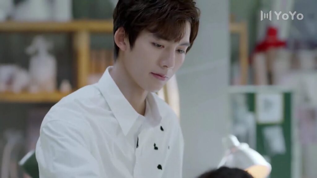 انتي مزعجة لا قومين بالرد على رسائلي تجعليني اقلق واغار عليك لكني احبك  ( عزباء محترفة )