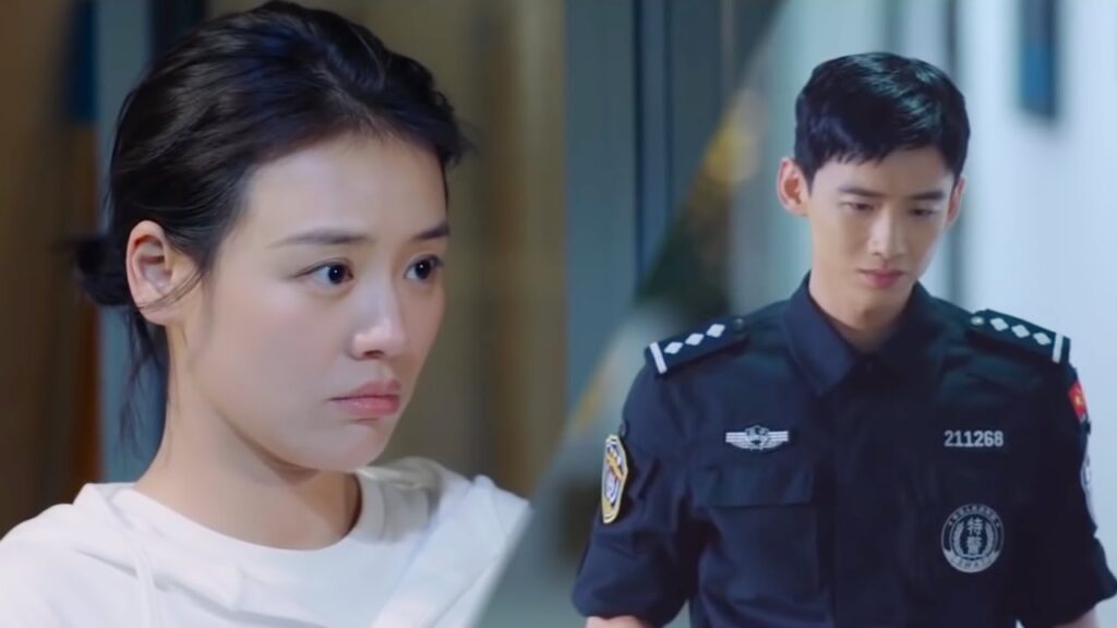 لماذا المدرب الوسيم هكذا؟ يتشابك الاثنان معًا 👫😅 | مشهد من المسلسل "أنت بطلي"