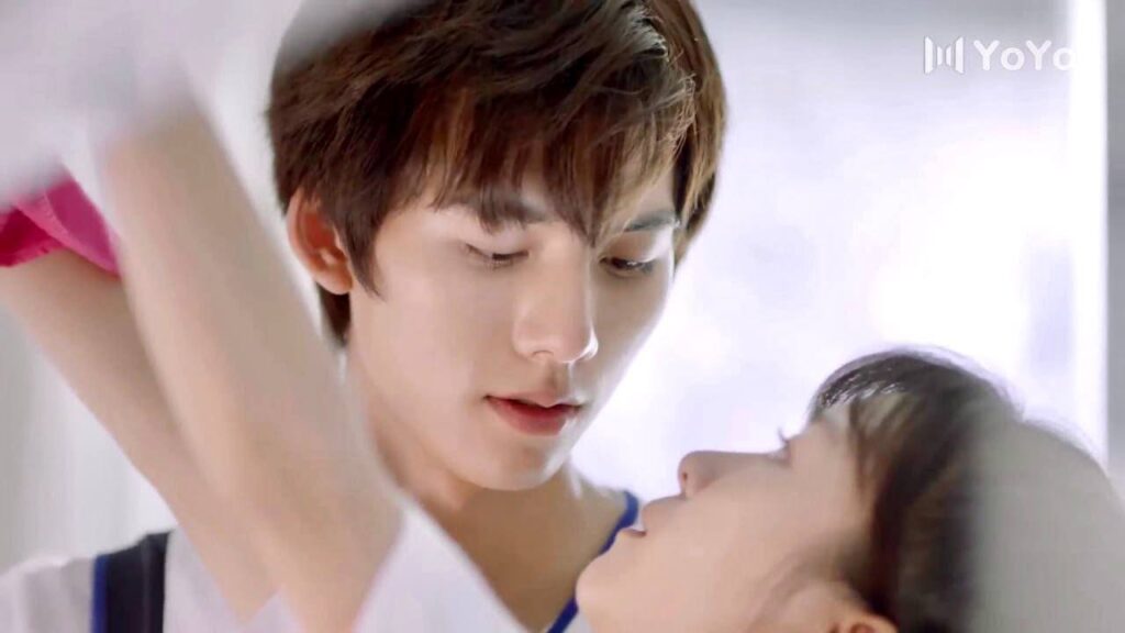 انها قصيرة و جميلة لكنها مثيرة للمشاكل , ماذا افعل معها ؟  ( عزباء محترفة )