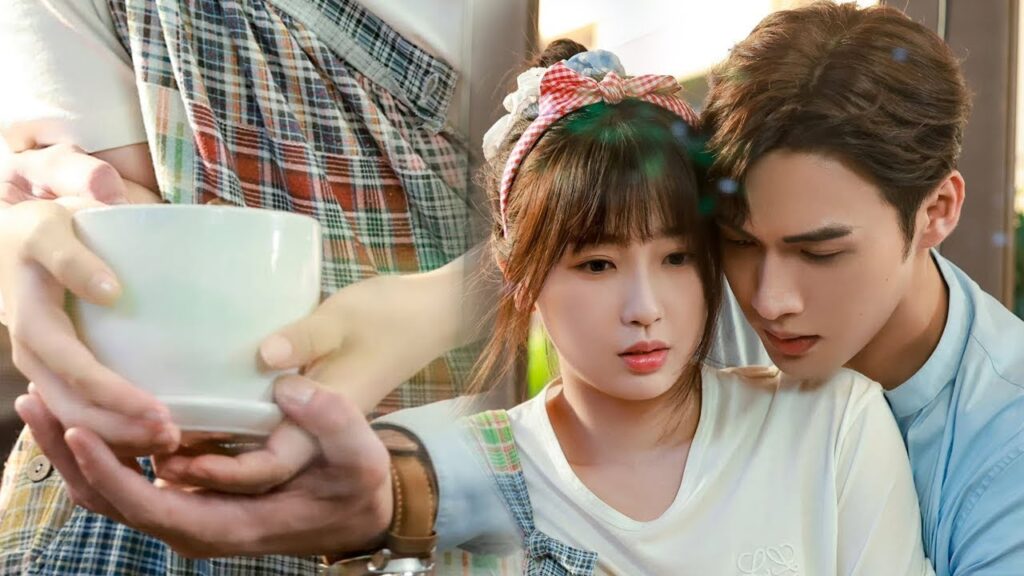 مهاجمة على (مي رين) لكنها تتظاهر بالقوة ويدعمها (تشوانغ يو) بصمت 💖 | مشهد من رومانسية الغابة الصغيرة