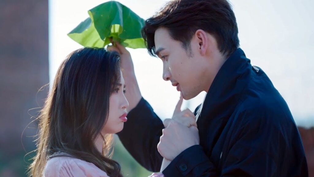 (تشوانغ يو) يغازل (مي رين)! من المؤسف أنها لا تقدر ذلك | مشهد من المسلسل “رومانسية الغابة الصغيرة” (تشوانغ يو) يغازل (مي رين)! من المؤسف أنها لا تقدر ذلك | مشهد من المسلسل "رومانسية الغابة الصغيرة"