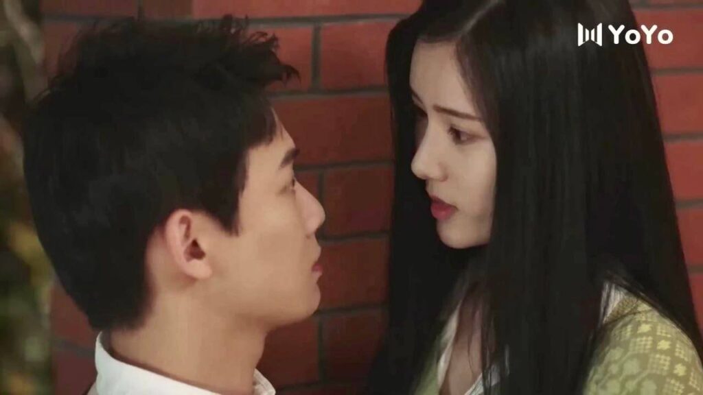 قل ما تريد و سأفعله , هل تريدني ان اقبلك الان  ؟  ( اقرب اليك)