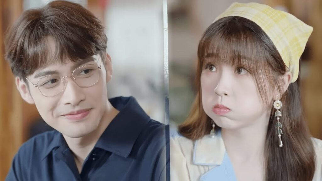 لطيفة جدًا! 😍 لم يستطع (تشوانغ يو) التحكم في ابتسامته 💖❤ | مشهد من المسلسل "رومانسية الغابة الصغيرة"