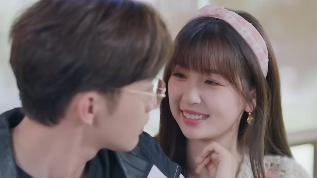 إظهار الحب لا يمكن أن يتوقف 😇 تتصرف كطفلة مدللة وتطعم (تشوانغ يو) | مشهد من"رومانسية الغابة الصغيرة"