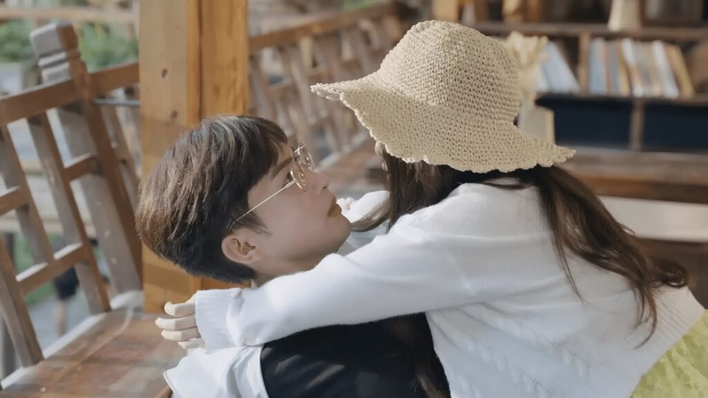 تم الإمساك بـ (مي رين) والأستاذ وأسيء فهم علاقتهما 😅😅‍ | مشهد من المسلسل "رومانسية الغابة الصغيرة"