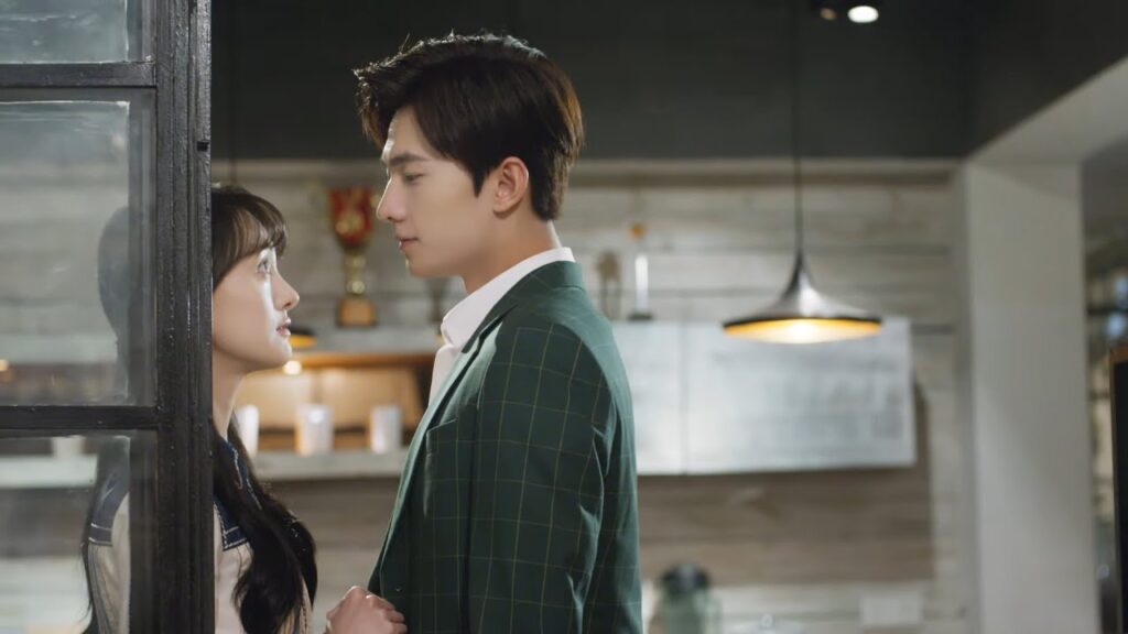 من قال إنني سوف أنام على الأريكة؟ 😂😂 | مقطع من مسلسل "ابتسامة جميلة"