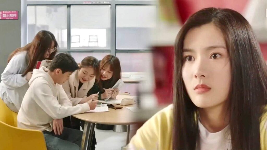 يشرح لها المواد لكن تجتمع حولـه الفتيات , فتغضب منه