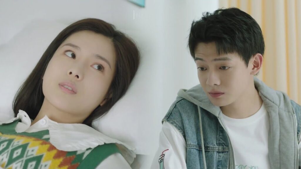 الحبيب الحنون هو ما تحتاجه الفتاة المريضة و ليس الدواء 💕😘 ( اقرب اليك ) الحبيب الحنون هو ما تحتاجه الفتاة المريضة و ليس الدواء 💕😘 ( اقرب اليك )