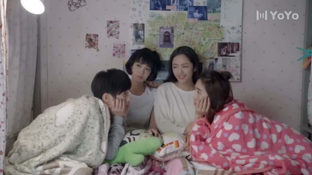 تضع خطة مع رفيقاتها بالسكن لاغواء الرجل الذي تحبهٌ