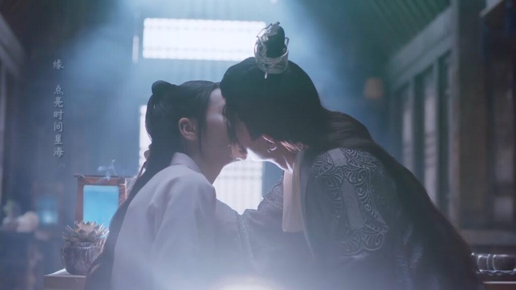 لم تتوقع أن (تشانغ يي) يريد أن يفعل هذا النوع من الأمور معها ~ | مقطع من مسلسل الهمسة الزرقاء