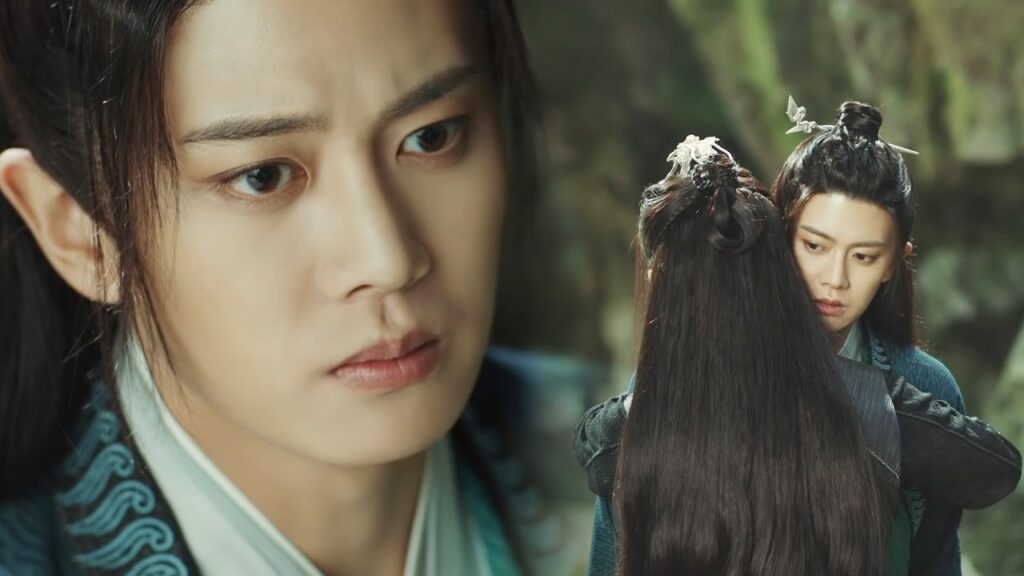 ماذا أفعل إذا جردتْني من ملابسي وأجبرتْني على الإعجاب بها!؟ | مقطع من مسلسل الهمسة الزرقاء