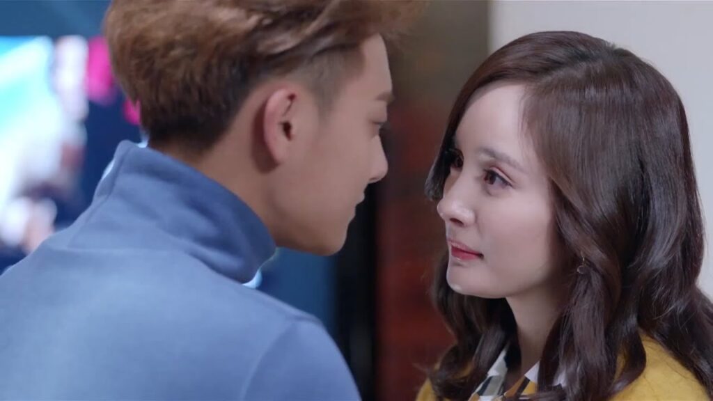 تتغلب (تونغ وي) على (شي شياو فاي) باستخدام جواز السفر ~ | مقطع من مسلسل المفاوض