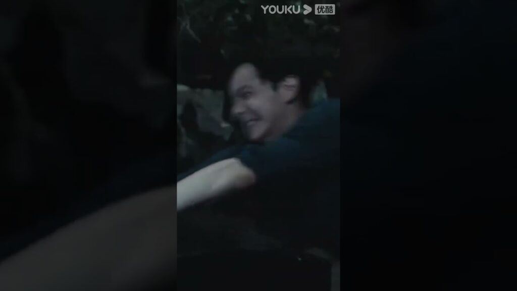 "أدخل التابوت"｜Enter the Coffin｜تم ختم الزوجة والطفل في نعش، وأنقذهما الرجل بجنون!｜YOUKU