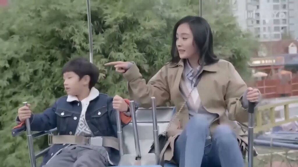 تأخذ ابن حبيبها الى مدينة الملاهي دون اخبارهِ ( شكرا ايها الطبيب ) تأخذ ابن حبيبها الى مدينة الملاهي دون اخبارهِ ( شكرا ايها الطبيب )