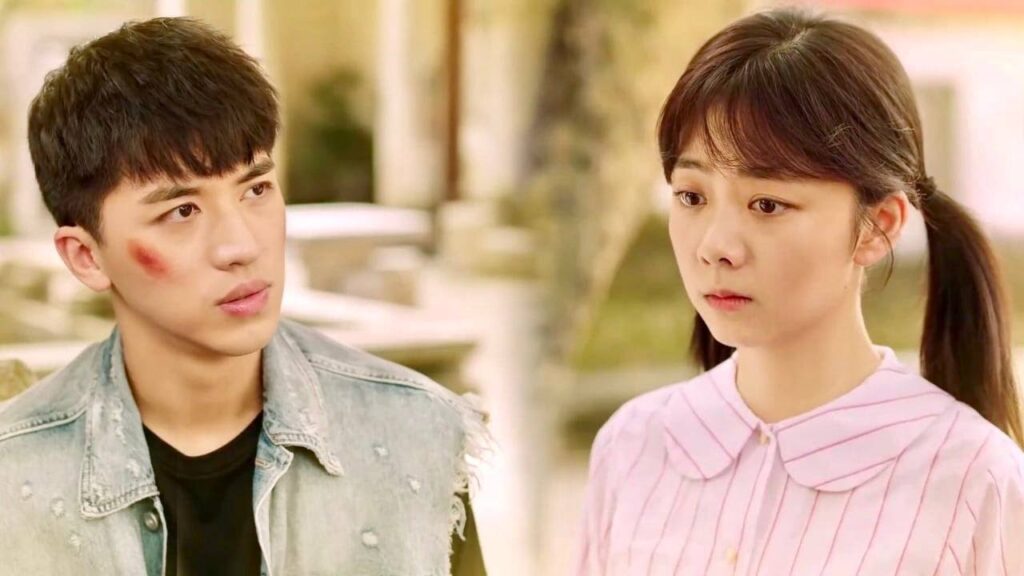 فتاة في الثانوية تقع في حب شاب متمرد فتاة في الثانوية تقع في حب شاب متمرد