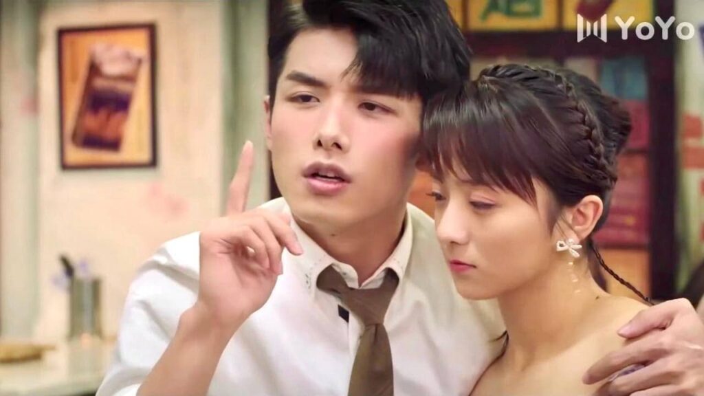 يثمل الرئيس و يحرج حبيبتـه امام زملائها في العمل