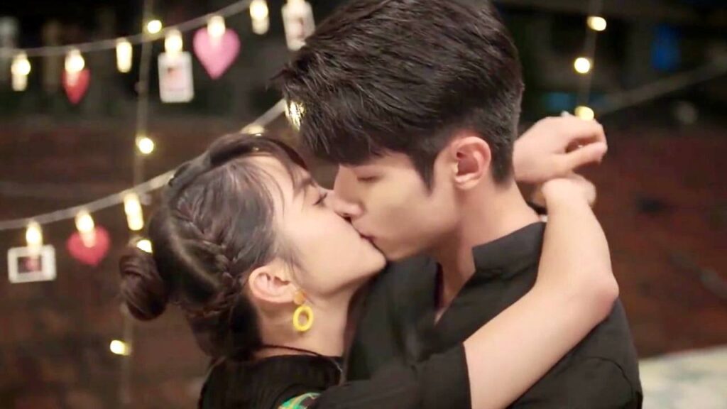 هل تقبـلين الزواج بـي ؟ فيكون الجواب قبـلة   ( حبيبتي )