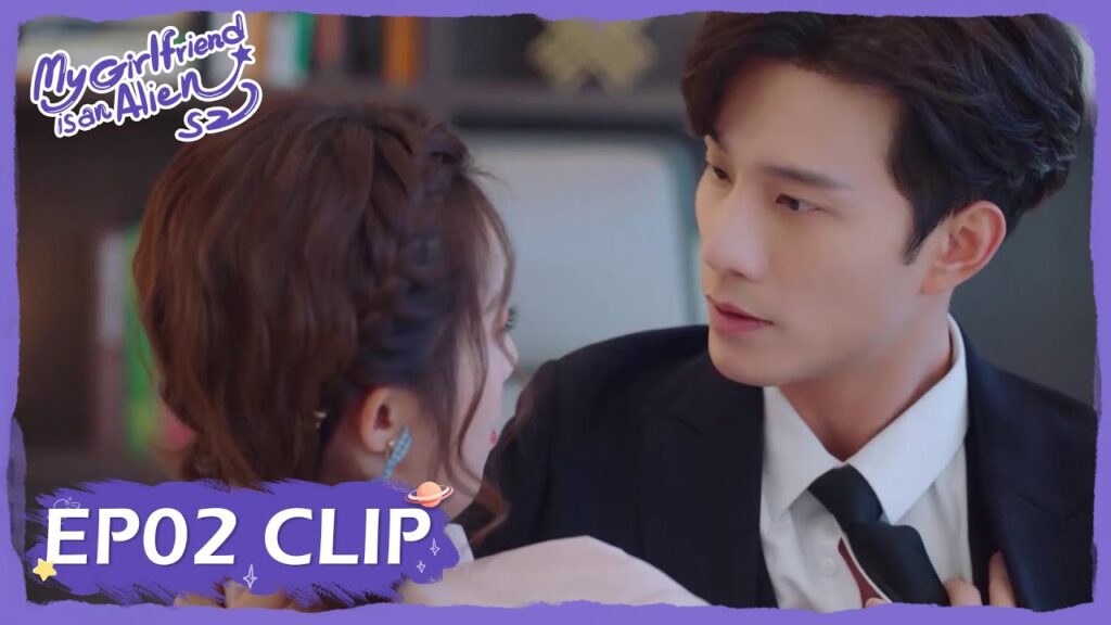 فانغ لنغ يعانق شياو تشي | مقطع من الحلقة 2 "حبيبتي فضائية 2" | WeTV