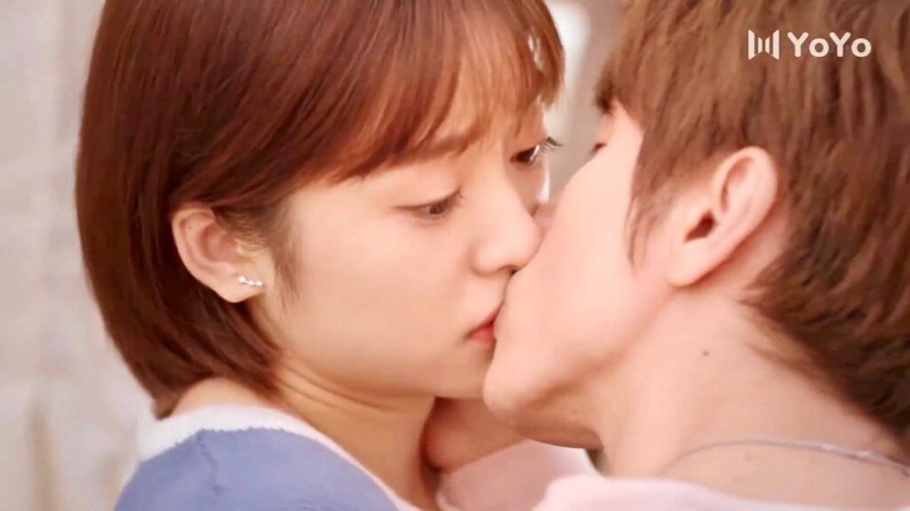 هل تريدين قبـلة , لكي يتبدل حظنا  ؟ ( عد نجومك المحظوظة )