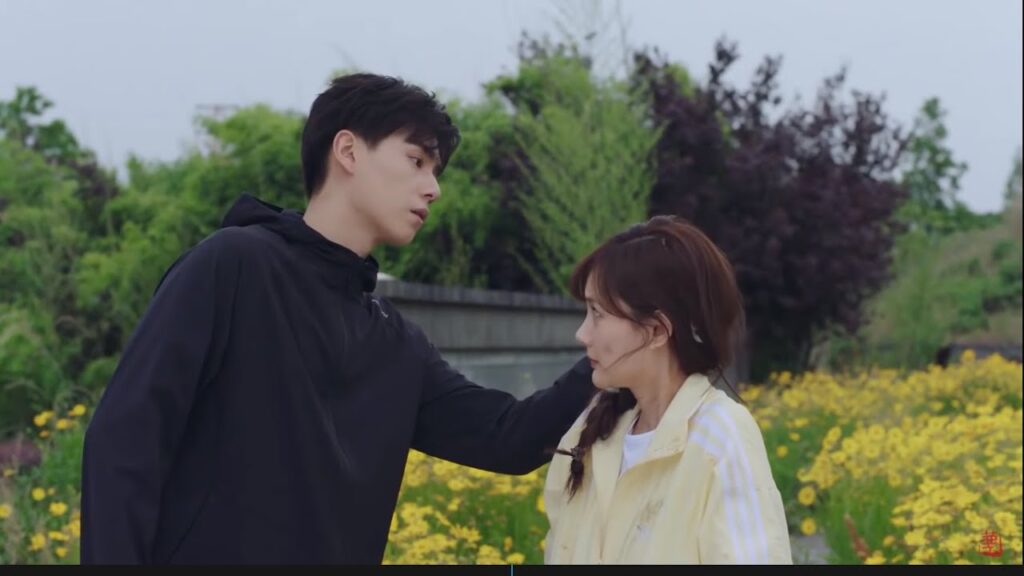 عندما حاول الإقتراب منها إحْمرَ وجهها وشعرت بالقلق | مشهد من هيا هيا يا حبار الجزء الثاني