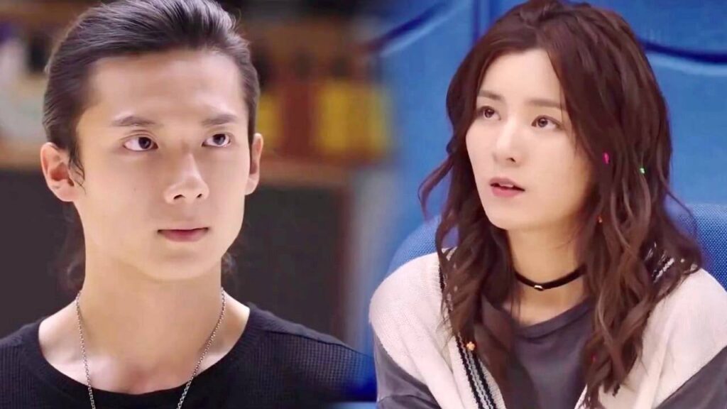 الغبية تحبـه , لكنه يغضب عليها لانها لا تعرف مكان صديقتها التي يحبها    ( رومانسيتي الاولى )