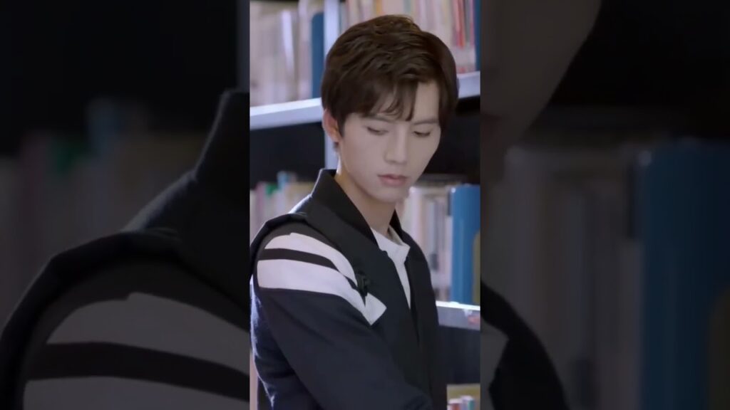 رومانسـية المكتـبة  #professionalsingle   #yoyoarabic #ireinesong #aarondeng #shorts #عزباء_محترفة