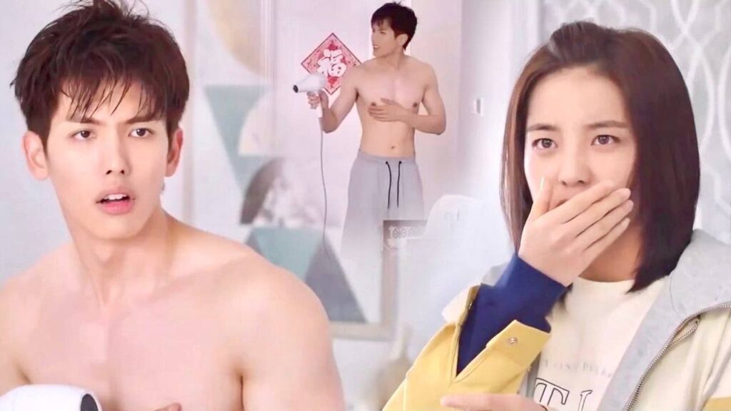 ينصدم بوجود حبيبـته في المنزل  , فتـراه عاريا                              ( رومانسيتي الاولى )