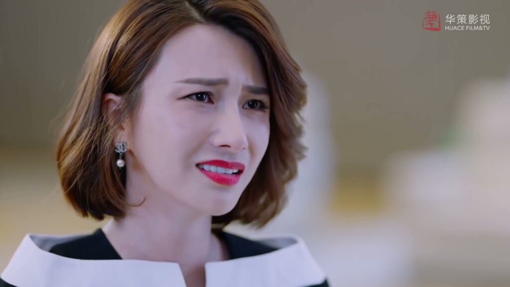 تحاول صفعها لكنه يظهر ليدافع عن آمراته الجميلة مشهد من المسلسل الصيني الرومانسي “لنكن معاً” مترجم تحاول صفعها لكنه يظهر ليدافع عن آمراته الجميلة مشهد من المسلسل الصيني الرومانسي "لنكن معاً" مترجم