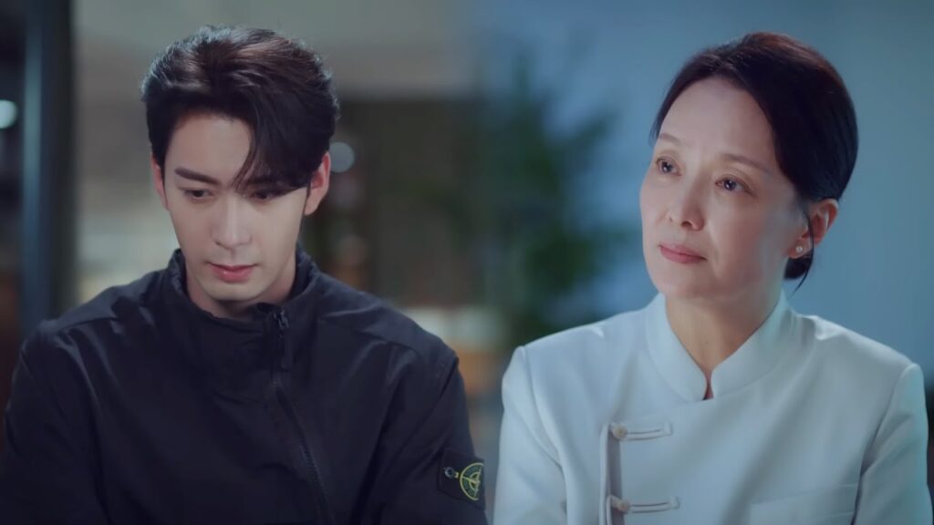 يكتشف بأن والدتها كانت تعرف عن علاقتهما السابقة فتجعله يعدها بهذا الوعد💖مشهد من "عزيزتنا المترجمة"