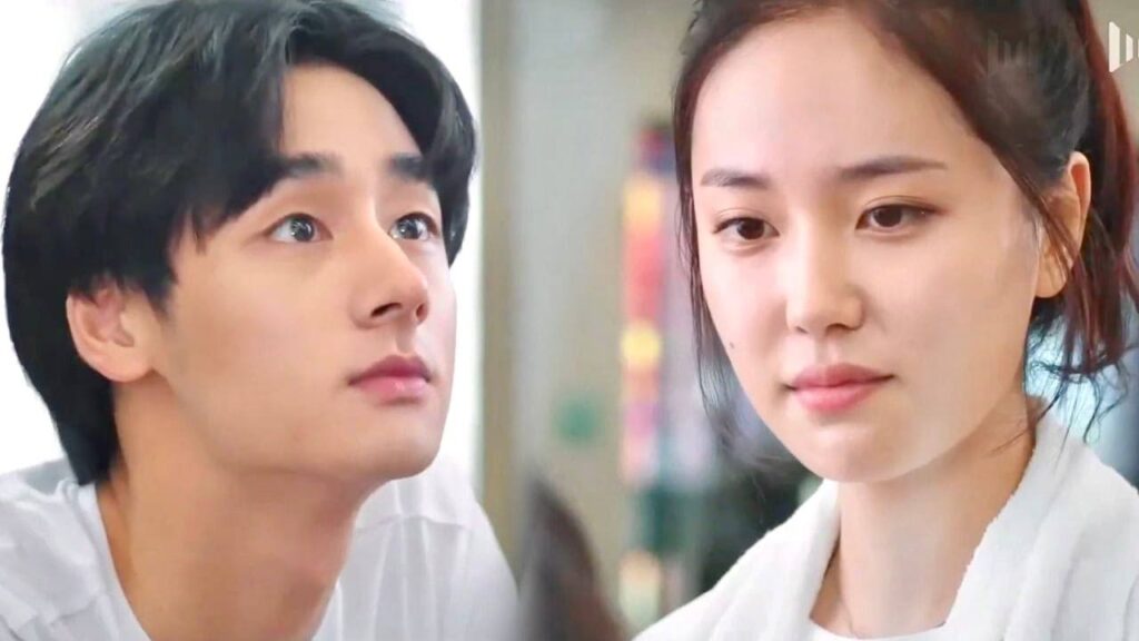 يعلمـها التمارين الرياضية لكنها تسرح بجمـالـه ( حبيبي من الورق ) يعلمـها التمارين الرياضية لكنها تسرح بجمـالـه ( حبيبي من الورق )