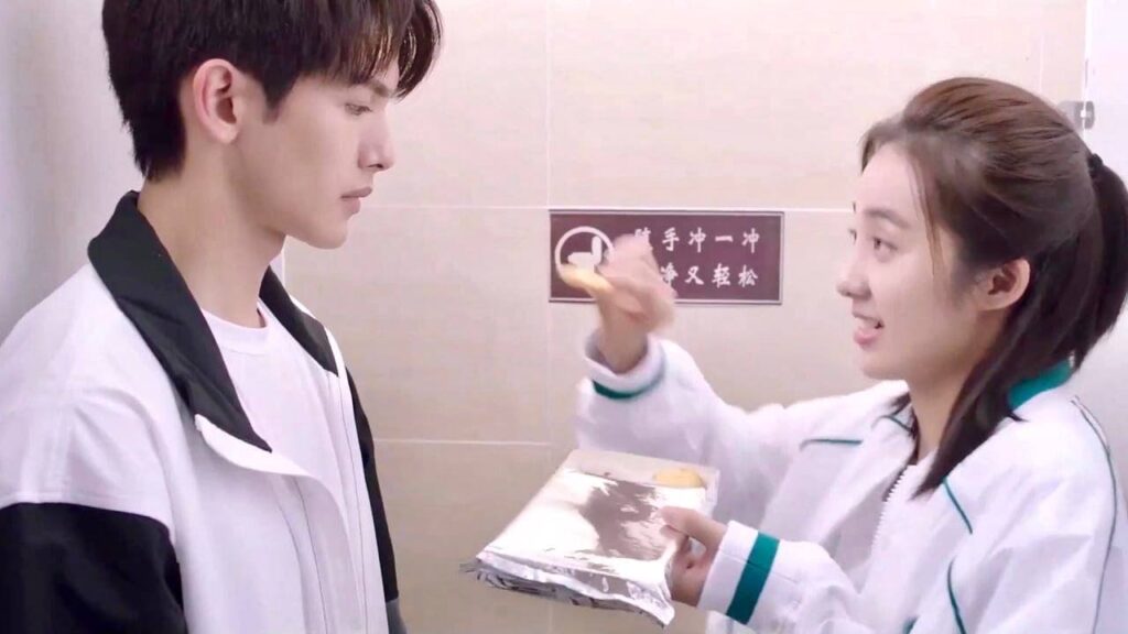 اعددتي البسكويت لي , وتريدني ان اكـله في حمام ( رومانسيتي الاولى )