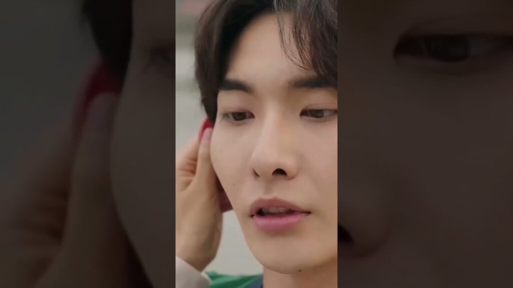 تقترب منه ليصبح عاجز عن الكلام والحركة #richardwang #yoyoarabic  #ariverrunsthroughit #huyixuan #王瑞昌