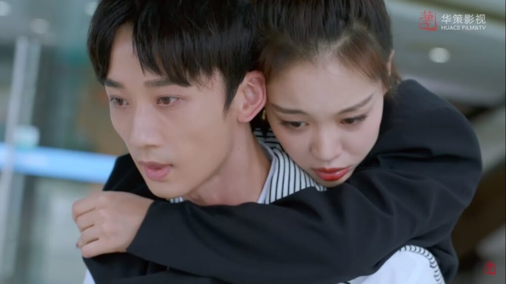 يقرر الإستمرار والزواج منها بالرغم من معرفته لخيانتها مشهد من المسلسل الصيني الرومانسي “لنكن معاً” يقرر الإستمرار والزواج منها بالرغم من معرفته لخيانتها مشهد من المسلسل الصيني الرومانسي "لنكن معاً"