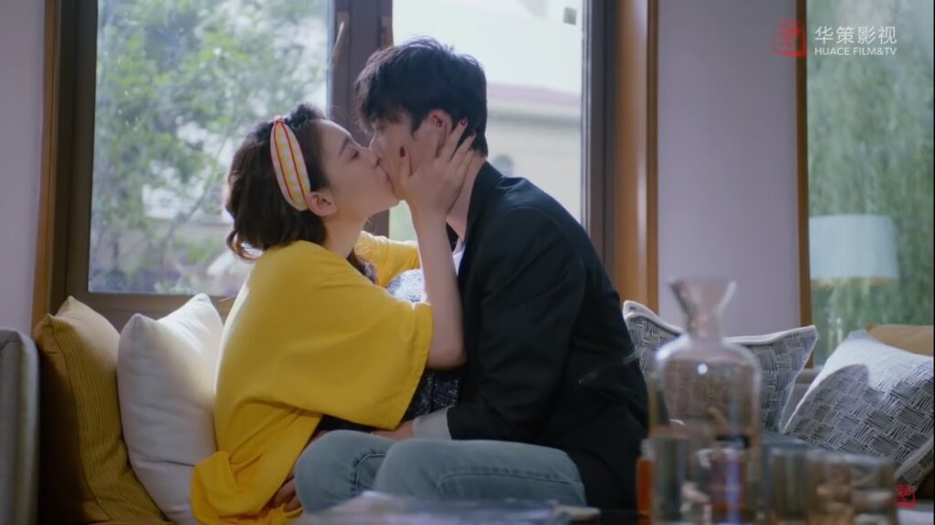 لمَ تتعرقين هكذا؟ ألم تشاهد فتاة لديها طمث من قبل..! مشهد من المسلسل الصيني الرومانسي "لنكن معاً"