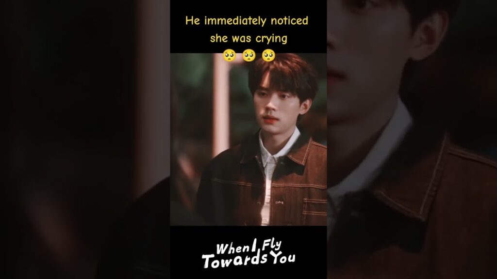 لاحظ على الفور أنها كانت تبكي!🥺 #WhenIFlyTowardsYou #youku #ZhouYiran #ZhangMiaoyi