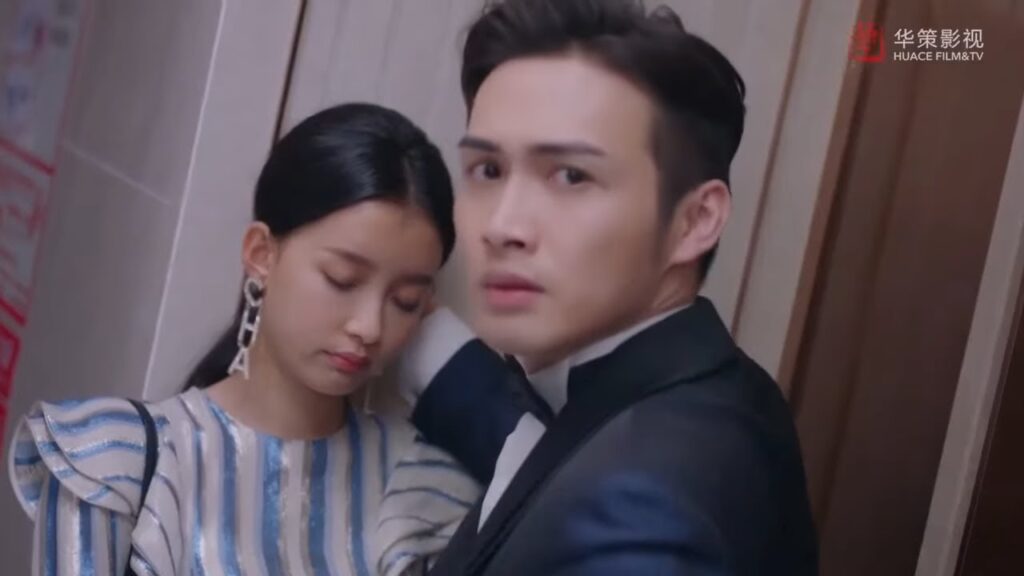 يري حبيبتهُ وهي ثملة مع صديقه في مشهد مخل ..!  من المسلسل الرومانسي"لنكن معاً" مترجم عربي