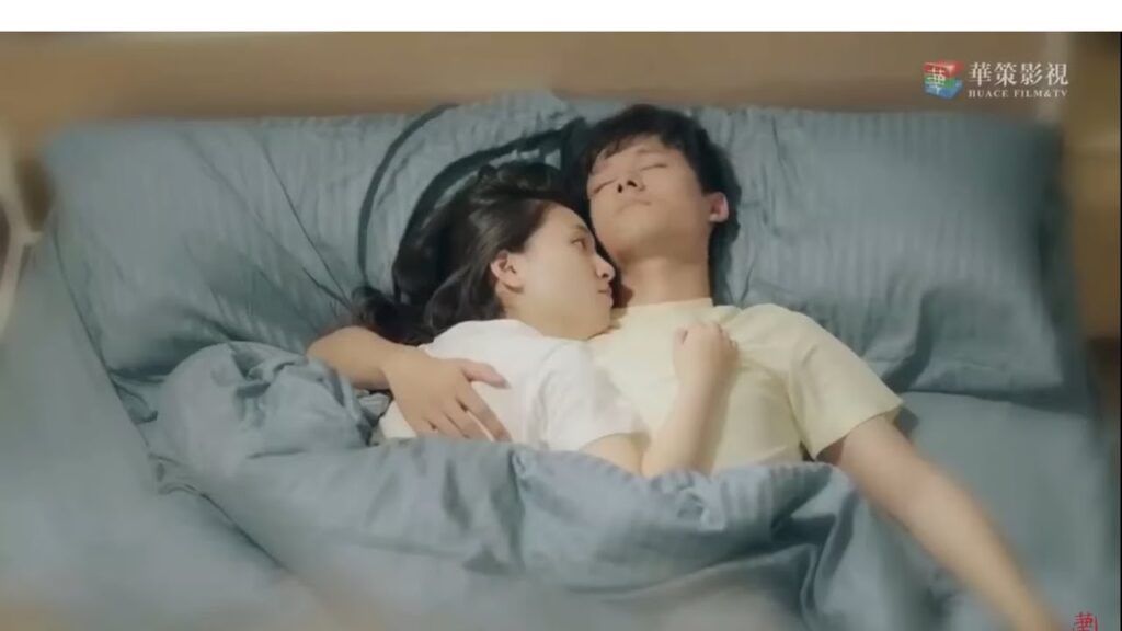 يذهبان في موعد غرامي فيقرران الذهاب للمنزل والنوم معًا..! مشهد من المسلسل الصيني"أنا فقط أحبك" مترجم