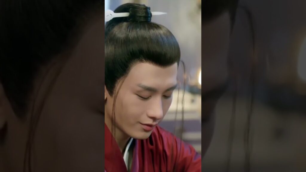 عندما يقع صاحب الجلالة في الحٌب 🥺❤️ #chengyi #yoyoarabic #傅诗琪 #与君歌  #standbyme #shorts