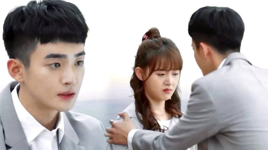 تريد ان تفسخ عقد علاقتها مع رئيسها الذي كان يستغلها ( الحب الصامت )