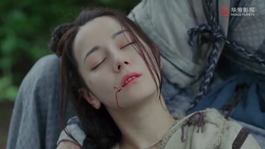 تعمد إصابتها بجرح خطير حتى يستطيع إخرجها من المعركة حية ! مشهد من مسلسل "القصيدة الطويلة" مترجم عربي