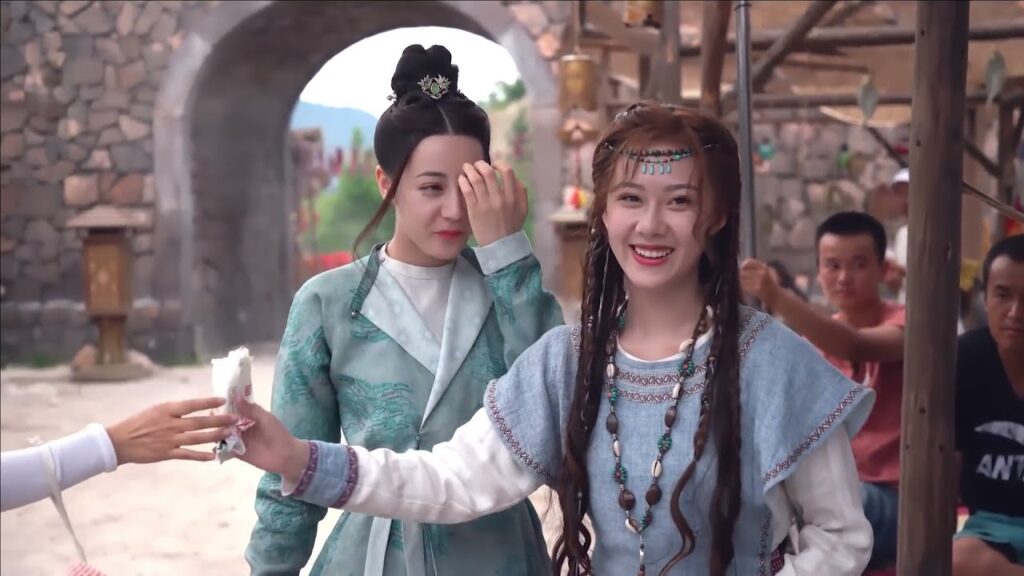 مشهد مضحك من كَواليس تصوير مسلسل القصيدة الطويلة | The Long Ballad من نوع (أعداء يقعان في الحب)